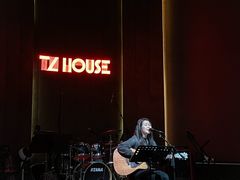 -TZ House音乐现场(来福士中心店)