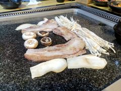 -小黑猪石板烤肉(皇冠花园店)