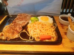 -豪享来牛排(人民店)