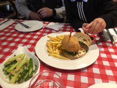 -1886德国汽车餐厅(外滩十六铺码头店)