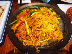 -龙悦湾酒家·八阵鱼生·渔人码头店