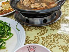 -新峰肉骨茶