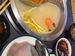 -沸炉重庆老火锅(军事博物馆店)