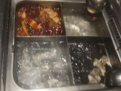 鸳鸯锅-海底捞火锅(高科广场店)