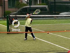 -快网网球俱乐部(长宁区金桥花园球场)