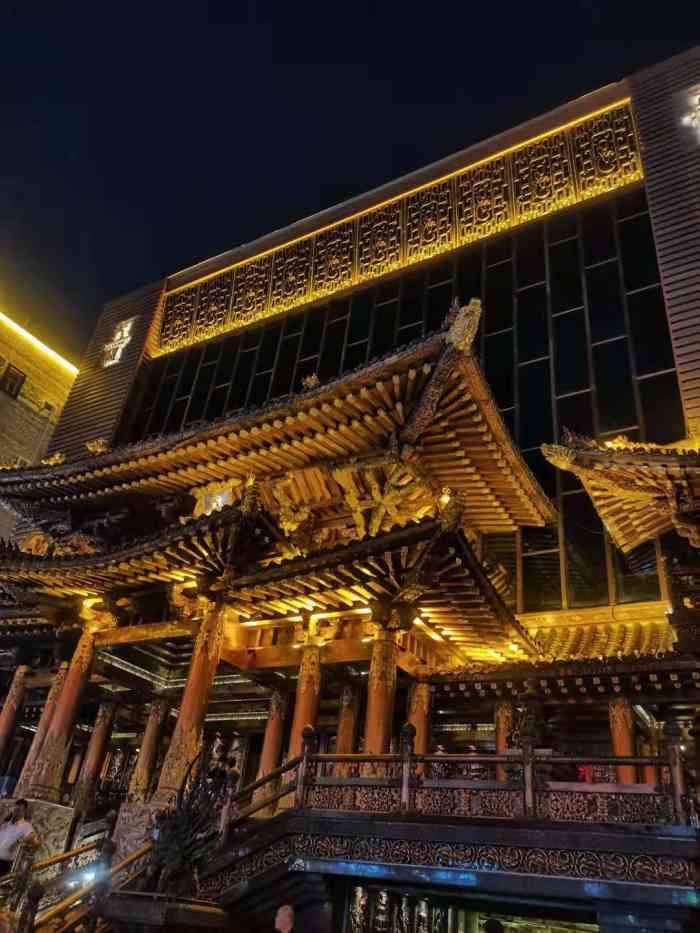 天阙酒吧(和平路店)-"我每次进这种地方都会想起来一个人 开车.