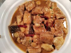 -艳阳天·非遗楚菜(武汉客厅店)