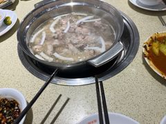 -煲大王猪肚鸡·椰子鸡火锅(红谷滩万达店)