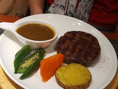 小蜜牛排-斗牛士牛排餐厅(嘉里汇店)