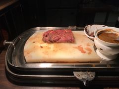 牛排-荣誉国际酒店-云顶旋转餐厅