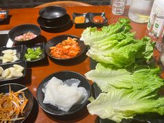 -肉甲韩国木炭烤肉(新壹街1店)