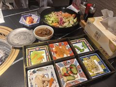 -山川小町·极番烧肉(新地假日广场店)