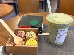 -星巴克(无锡百联奥特莱斯店)