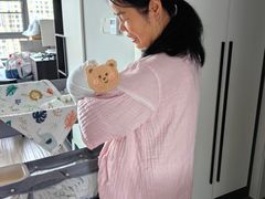 -爱的果实月嫂育婴师(世纪东方店)
