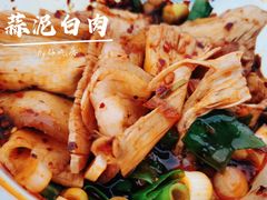 蒜泥白肉-温记府廟豆汤饭·始于1955年(海椒店)
