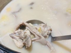 猪肚鸡-煲王粤菜餐厅(中侨中心店)