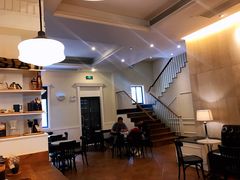 大堂-星巴克臻选(广州沙面店)