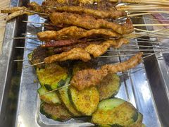 -江城燕子大排档(江汉路步行街店)