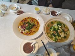 -香山湖家家宴(中山陵店)