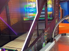 -不可思议减压馆·解压博物馆·摔碗发泄·团建定制