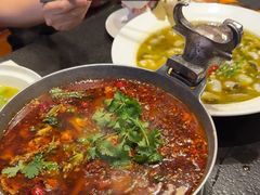 -万重锦·人文川菜馆(骡马市店)