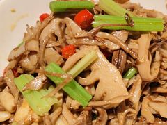 -老湘村·湖南土菜(天河维多利店)