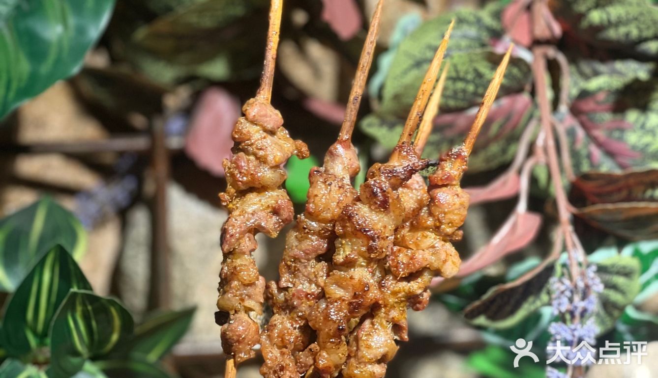 在星空帐篷里吃饭！约会首选地！！