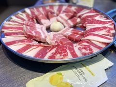 酸菜五花肉-哈哈碳都·牛肋条无限自助烤肉(台江万达店)
