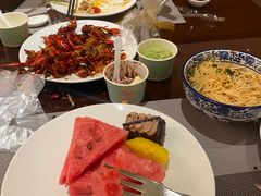 -万荟轩海鲜·粤式点心自助餐厅(蓝海风万怡酒店)