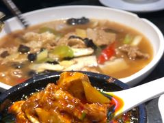 -万重锦·人文川菜馆(骡马市店)