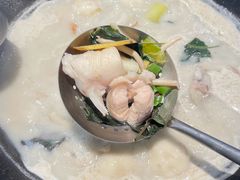 -陈大锅·岳阳鱼馆·地道岳阳菜(美食街店)