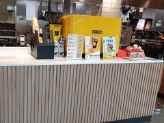 -麦当劳(乳山路店)