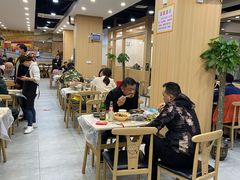 -江城燕子大排档(江汉路步行街店)