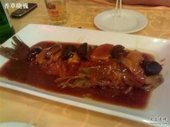200905203239-鑫巴蜀小镇 · 水煮鱼专研店(玉桥店)