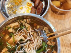 -柳州肥姨妈大骨螺蛳粉(东靖路店)