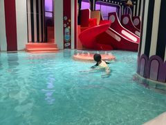 -涨巢·潮玩水疗局