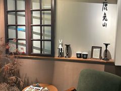 -luutosa  cafe & tea 鹿兔山