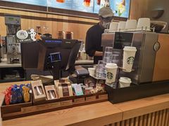 -星巴克(广州淘金路店)