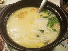 云南过桥米线-云海肴·汽锅鸡·云南菜(美罗城店)