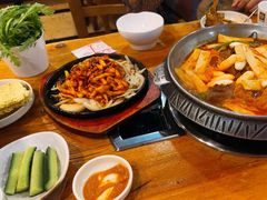 -喇喇排骨火锅·传统韩式脊骨汤(望京西园总店)