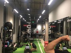 -汗水空间私教健身连锁(SM广场店)