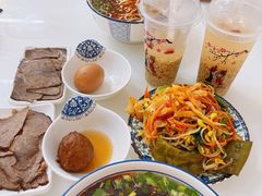 -陆元丰·兰州纯汤牛肉面(自强西路店)