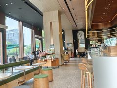 -星巴克臻选(上海虹桥新天地三店)