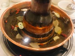 铜锅清汤底-八先生涮肉房(三里河店)