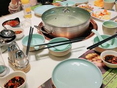-洪氏嗨捞·猪肚鸡火锅(阳光天地店)