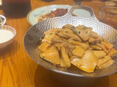-乡村馕坑肉·烧烤·新疆菜·本地人更爱吃(阿勒泰首店)