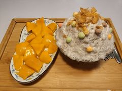 -六合夜市