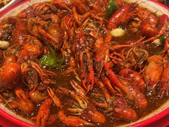 -川流不息·地道川菜·小龙虾(松东路店)