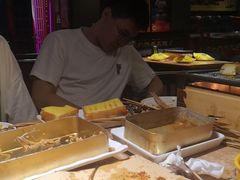 自助取餐区-喝丢一只鞋海鲜烧烤·海肠捞饭(东关街店)