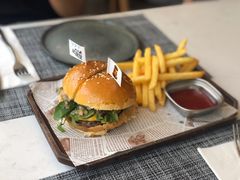 主厨汉堡-Future&Kitchen